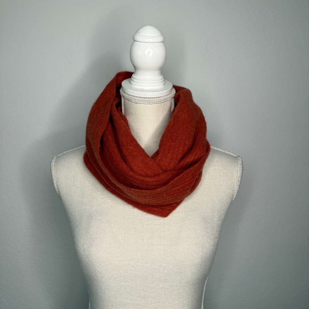 Martha Stewart Cashmere Orange Scarf - Picture 2 of 4